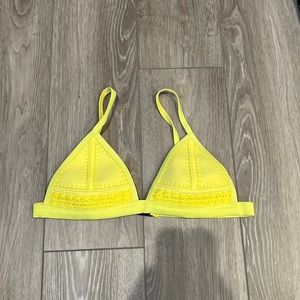 Triangl bikini top